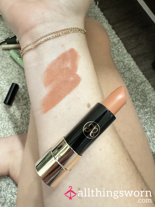 Worn Anastasia Lipstick 💄💋