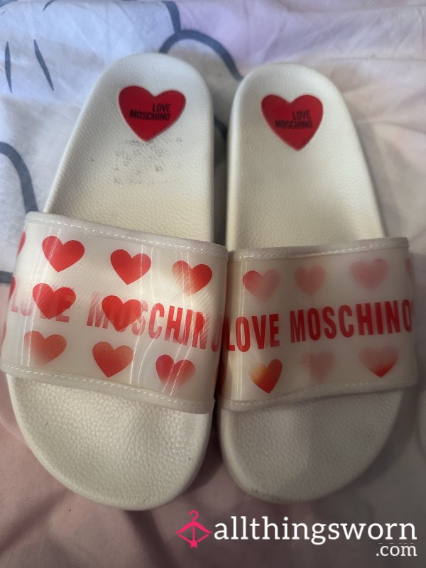 Worn Moschino Sliders Size Uk 7